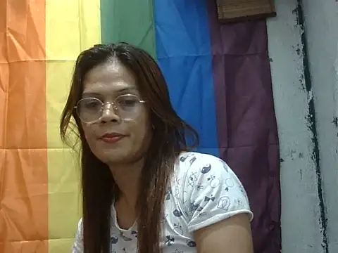 juicycum069 online show from July 24, 2026, 8:01 am