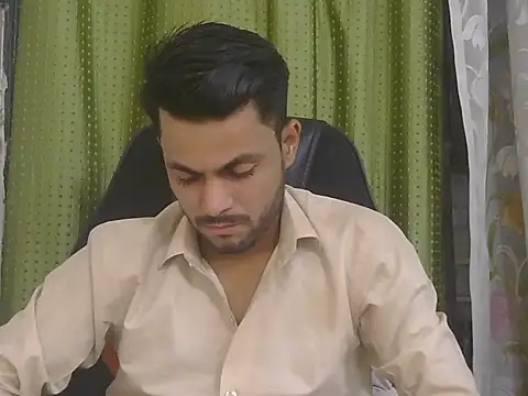 ursdreamperson online show from July 23, 2026, 2:04 pm