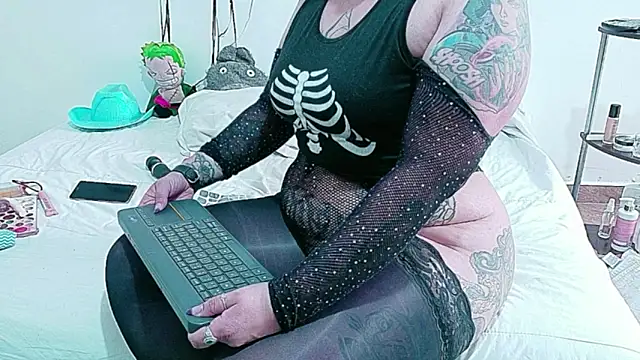 Snapshot of XxGreenGoodxX chatting on July 24, 2026, 8:51 pm XxGreenGoodxX online show from July 24, 2026, 8:51 pm
