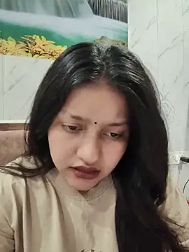 Dipali143143 online show from June 9, 2026, 5:24 pm