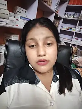 Dipali143143 online show from June 14, 2026, 6:21 pm