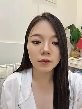 xiaoxiao0611 online show from August 7, 2026, 5:37 pm