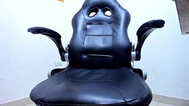 miss bigcockts online show from July 18, 2026, 12:42 pm