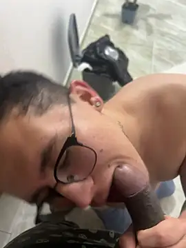 Kurtxxx22 online show from July 11, 2026, 5:43 am