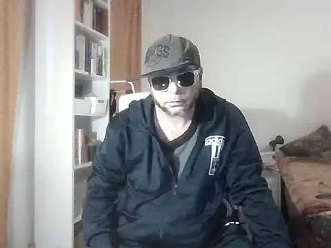 SmokedAlloy2 online show from July 26, 2026, 5:37 am