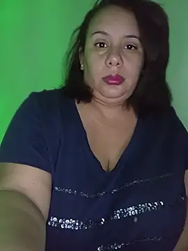 luzdanna online show from June 25, 2026, 3:50 am