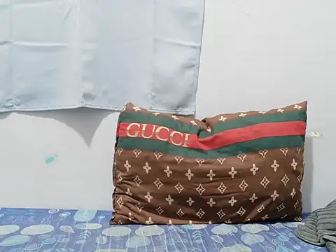 naughtyasian girl online show from June 11, 2026, 7:34 pm