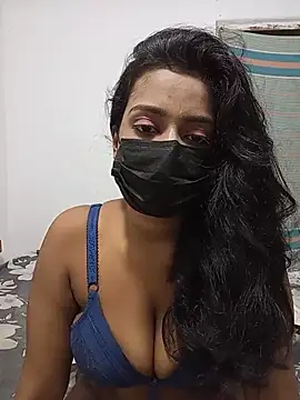 Darkchocosl8 online show from June 25, 2026, 9:30 pm