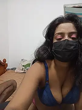 Darkchocosl8 online show from June 26, 2026, 6:12 pm