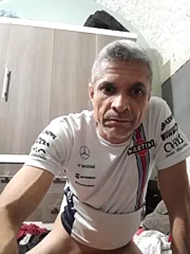 BrenoAvelar online show from July 26, 2026, 3:52 pm
