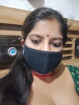 Daisygirl9 online show from July 16, 2026, 10:38 pm