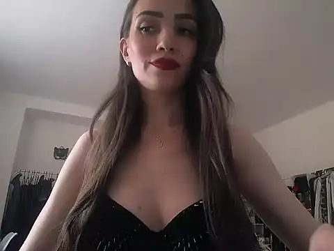 AlienaMoore online show from July 22, 2026, 10:51 am