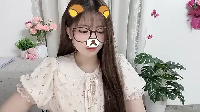 Amelia-babee online show from June 7, 2026, 12:42 pm