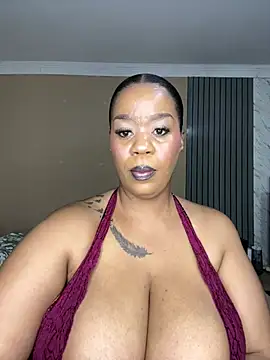 THICKBUNNYCHICKxxx online show from July 1, 2026, 7:35 pm