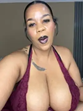 THICKBUNNYCHICKxxx online show from July 24, 2026, 7:34 pm