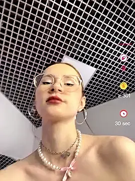 MartaBrent online show from June 11, 2026, 4:49 pm