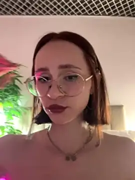 MartaBrent online show from June 15, 2026, 5:04 pm