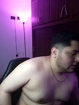kit hott online show from June 12, 2026, 3:38 am