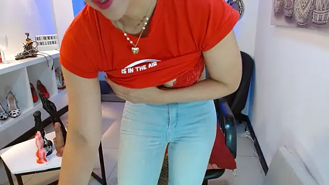 DianaPearls online show from July 22, 2026, 10:40 am