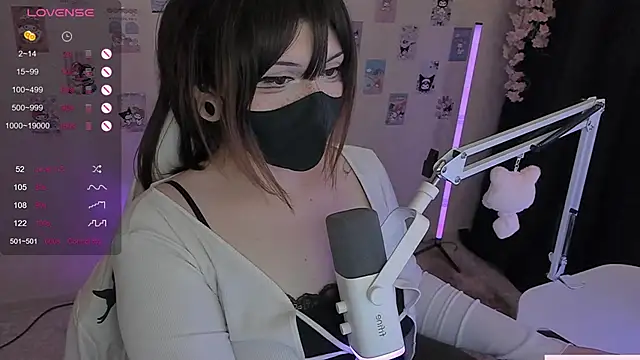 -Nanamin- online show from June 3, 2026, 1:19 am