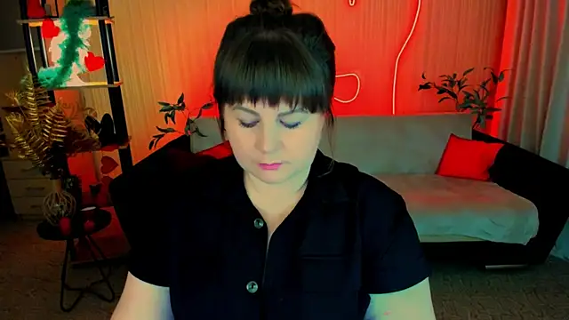 CrystaalStaar online show from June 26, 2026, 7:07 pm