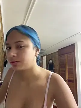 lynn9000 online show from May 15, 2026, 12:06 am