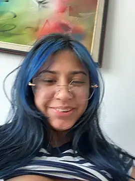 lynn9000 online show from June 25, 2026, 6:34 pm