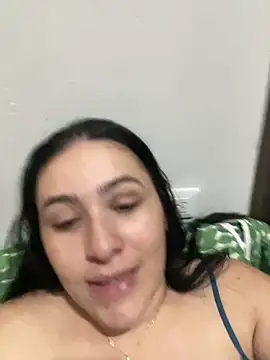 IvettSt  online show from June 6, 2026, 4:17 am