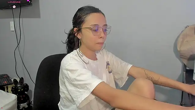 brisazanes online show from July 18, 2026, 3:54 am