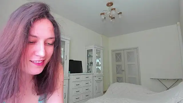 Snapshot of Mary_Queeny chatting on May 2, 2026, 9:47 am Mary Queeny online show from May 2, 2026, 9:47 am