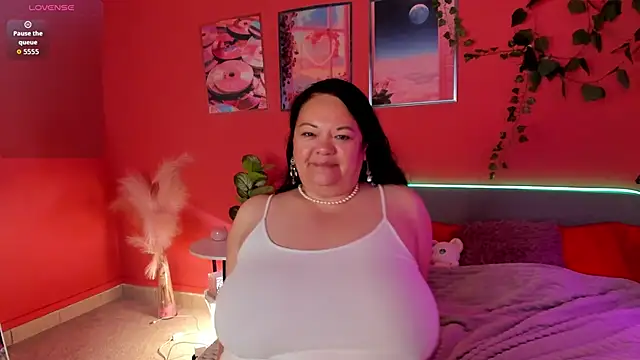 Snapshot of sandra_jackson chatting on June 8, 2026, 2:56 am sandra jackson online show from June 8, 2026, 2:56 am