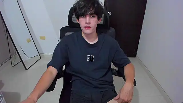 eren 188 online show from May 15, 2026, 11:01 pm