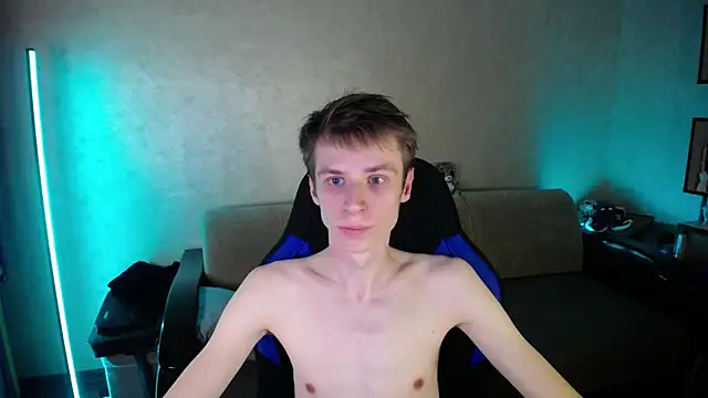 Snapshot of yes_cute_boy_ chatting on July 5, 2026, 10:17 pm yes cute boy online show from July 5, 2026, 10:17 pm