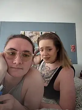 AndHerXO online show from May 1, 2026, 3:05 pm