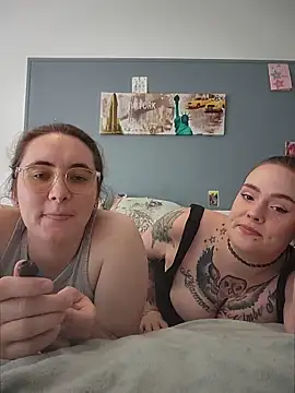 AndHerXO online show from June 3, 2026, 2:19 pm