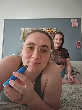 AndHerXO online show from July 26, 2026, 2:46 pm