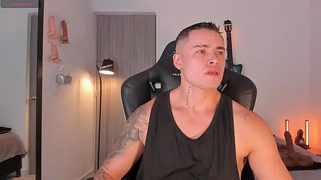 connorsmiith online show from July 15, 2026, 4:23 pm