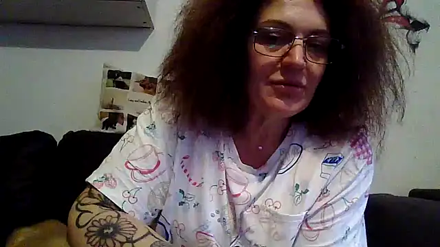 RubyyRosee online show from May 2, 2026, 5:23 am
