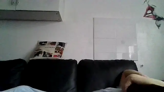 RubyyRosee online show from May 7, 2026, 7:36 am