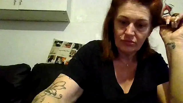 RubyyRosee online show from May 10, 2026, 6:29 am