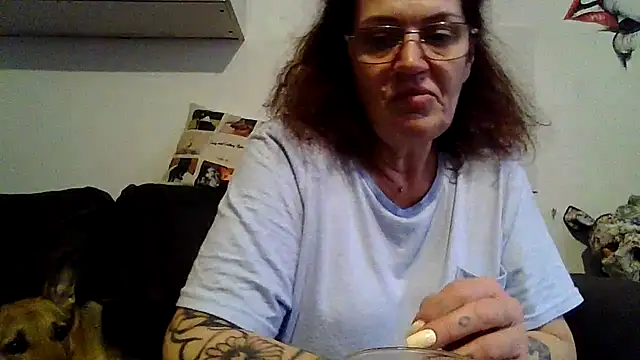 RubyyRosee online show from May 16, 2026, 5:37 am