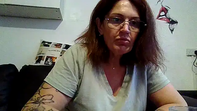 RubyyRosee online show from May 29, 2026, 5:38 am