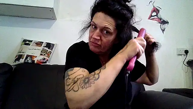RubyyRosee online show from June 5, 2026, 5:25 am