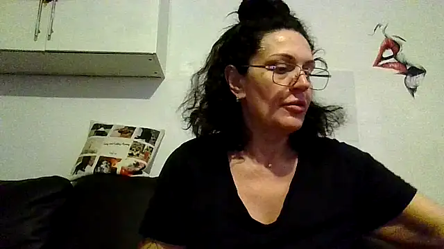 RubyyRosee online show from June 8, 2026, 5:30 am