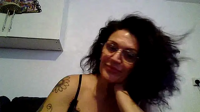 RubyyRosee online show from June 29, 2026, 2:28 pm