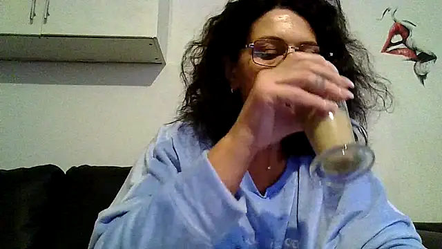 RubyyRosee online show from June 30, 2026, 6:14 am