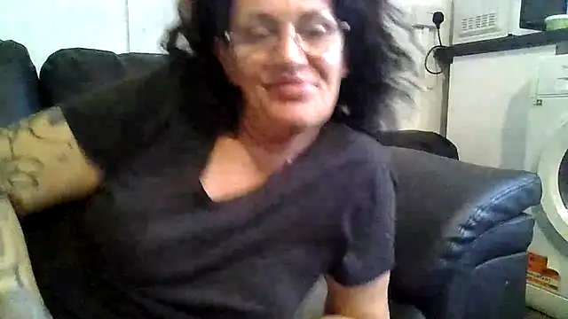 RubyyRosee online show from July 10, 2026, 6:07 am