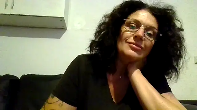 RubyyRosee online show from July 13, 2026, 5:43 am
