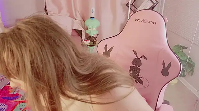 Moon  Bunny online show from June 30, 2026, 3:35 pm