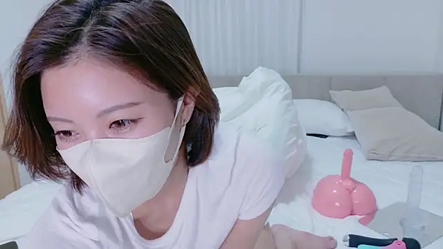 Snapshot of riko_oxo chatting on May 15, 2026, 1:07 pm riko oxo online show from May 15, 2026, 1:07 pm